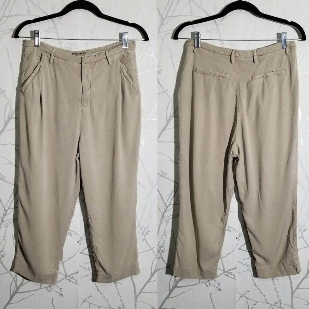 Brockenbow Beige Tencel Blend Pleated Front Capri Pants